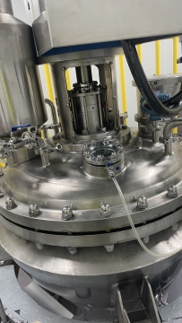 螺帶內加熱錐形真空干燥機(轉速)